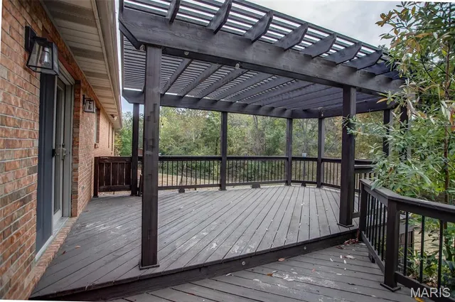 $410,000 | 4988 White Deer Lane, Brighton, IL 62012