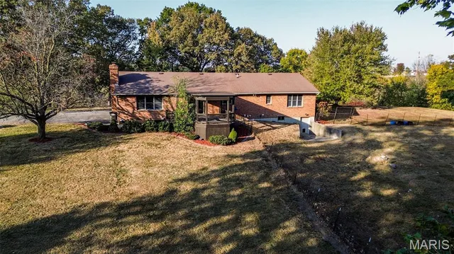 $410,000 | 4988 White Deer Lane, Brighton, IL 62012