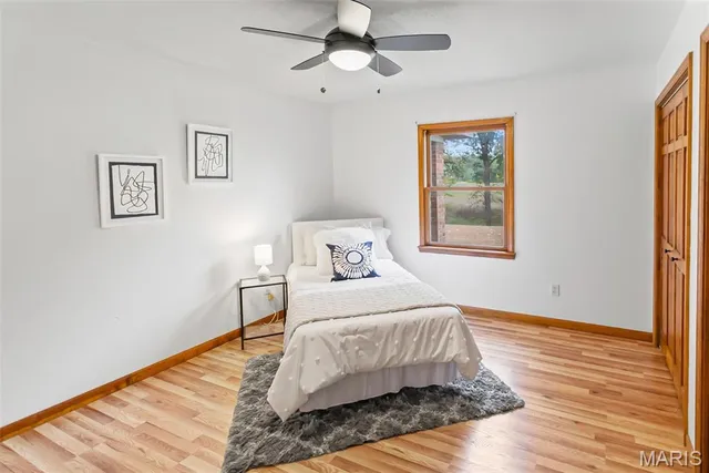 $410,000 | 4988 White Deer Lane, Brighton, IL 62012