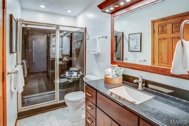 $410,000 | 4988 White Deer Lane, Brighton, IL 62012