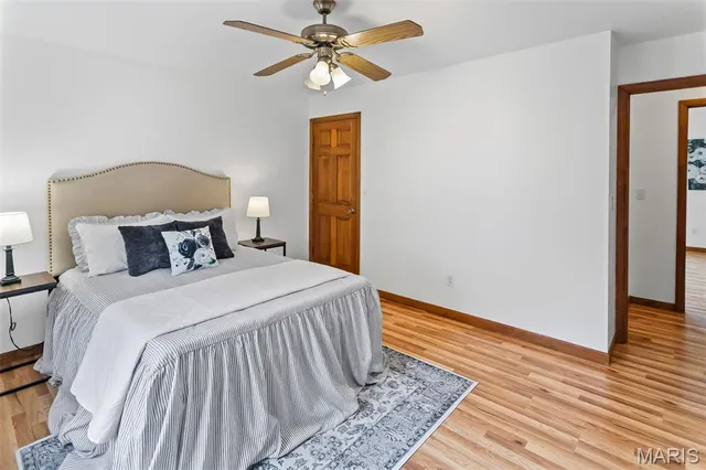 $410,000 | 4988 White Deer Lane, Brighton, IL 62012