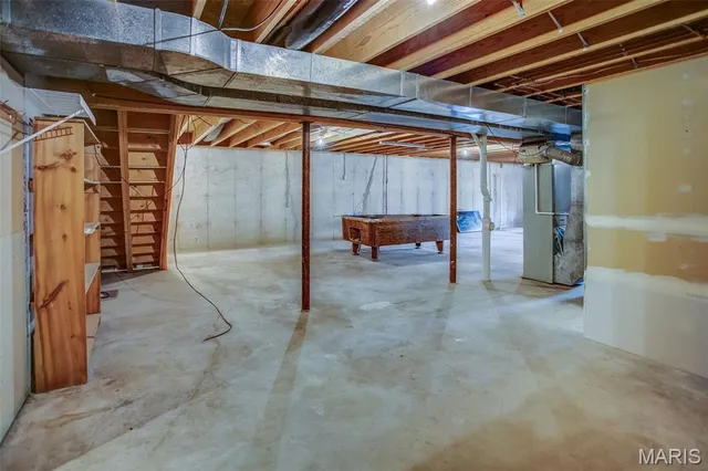 $410,000 | 4988 White Deer Lane, Brighton, IL 62012