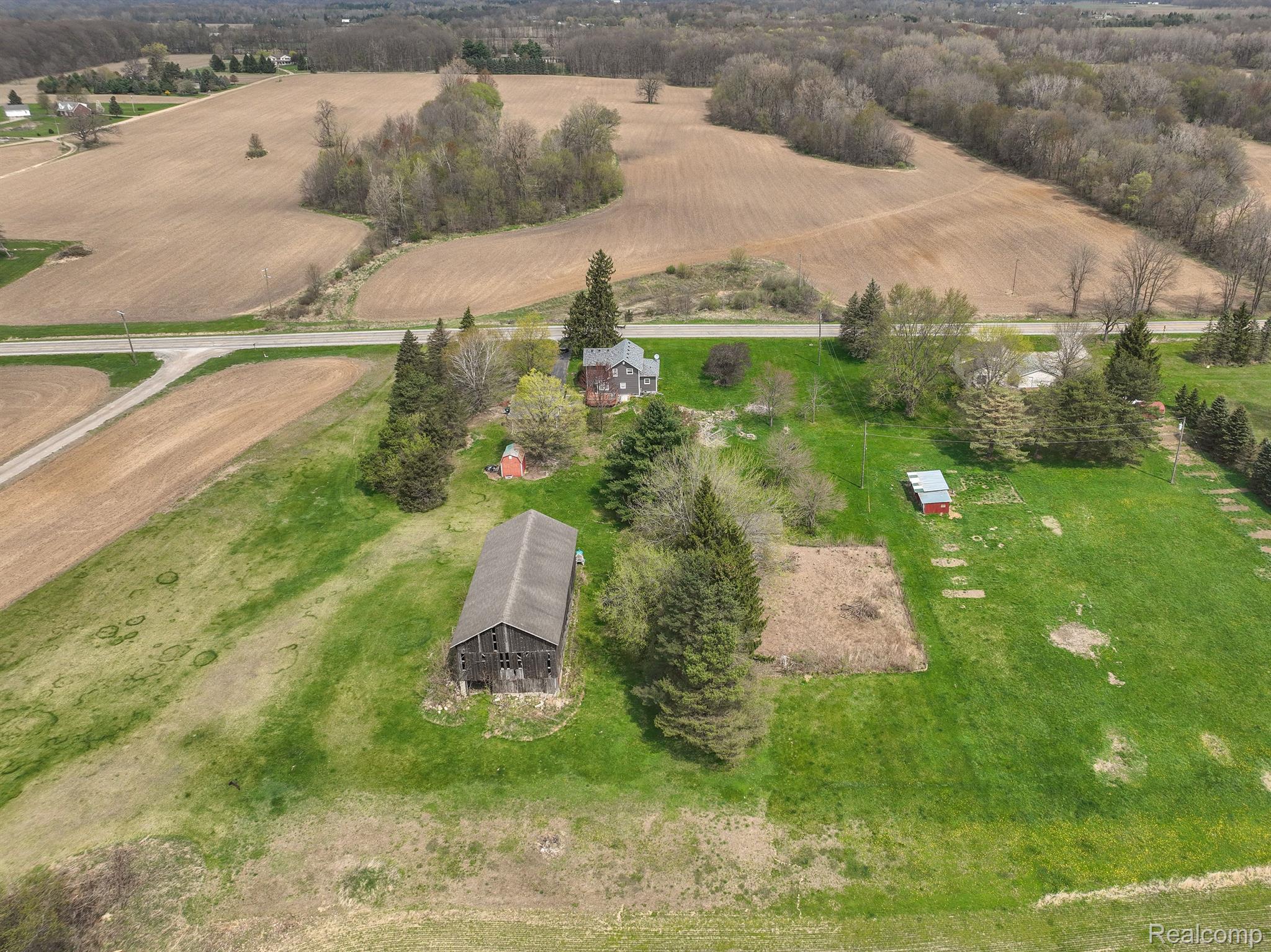 10639 Mason Road Fowlerville, MI 48836 - Photo 7 of 25