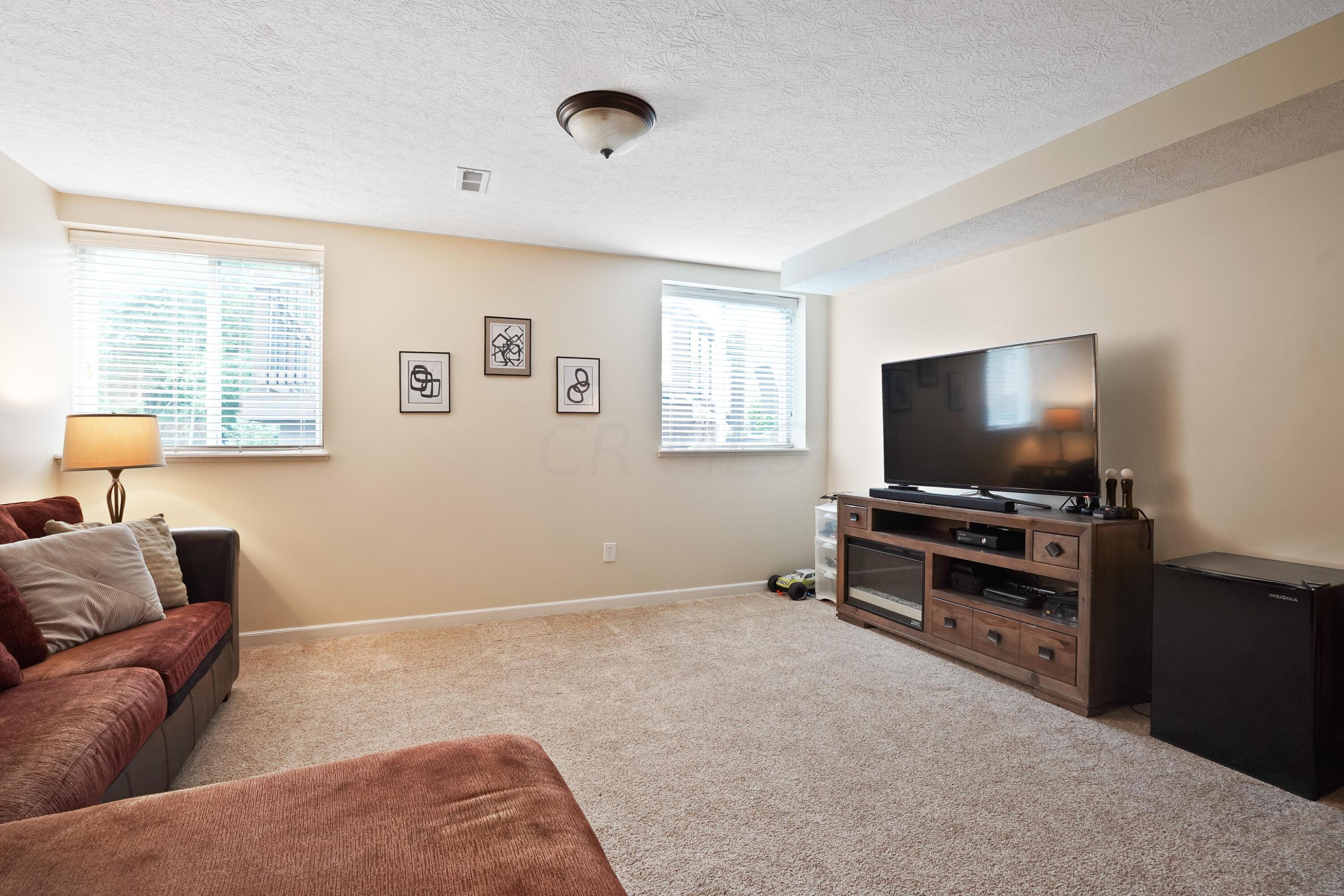 281 Halverston Road Powell, OH 43065 - Photo 79 of 92 Gallery Image 79