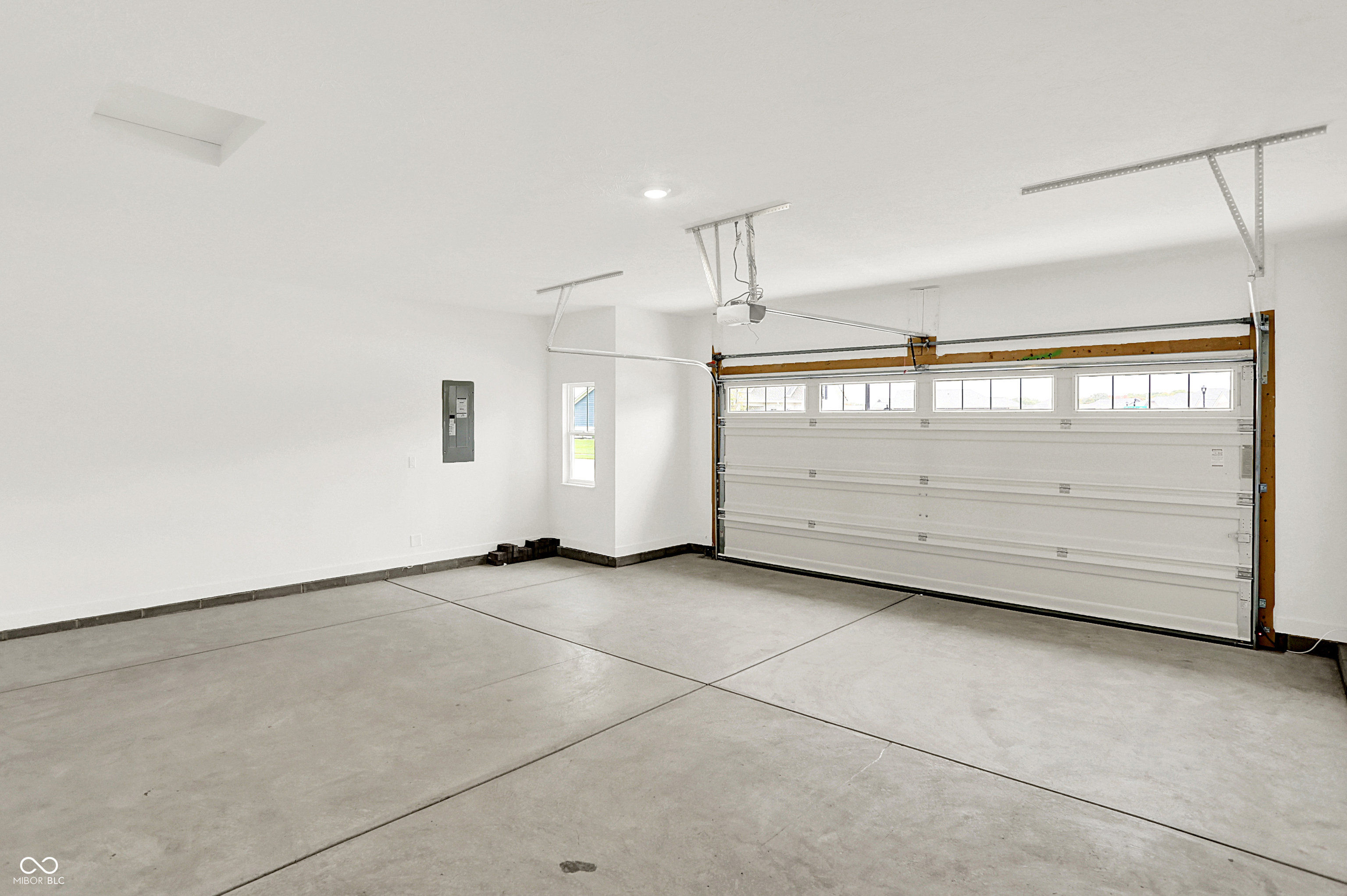 5351 Nettleton Way Avon, IN 46123 - Photo 31 of 37