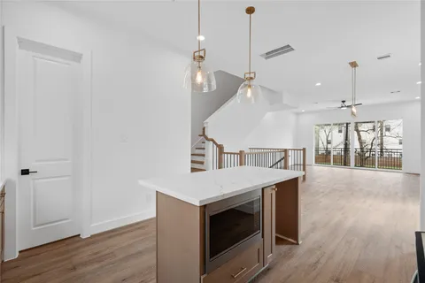 $409,900 | 826 Curtin Street, Unit D, Houston, TX 77018