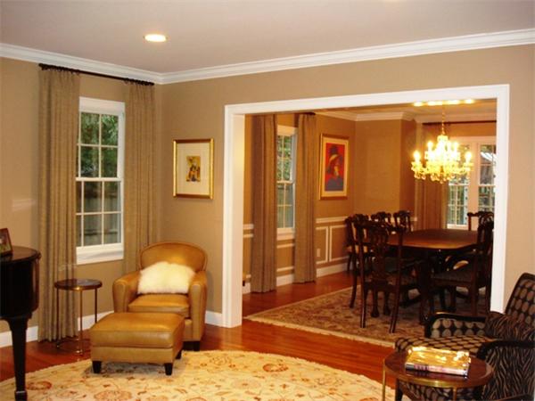 202 Valley Road Needham, MA 02492 - Photo 3 of 20 Gallery Image 3