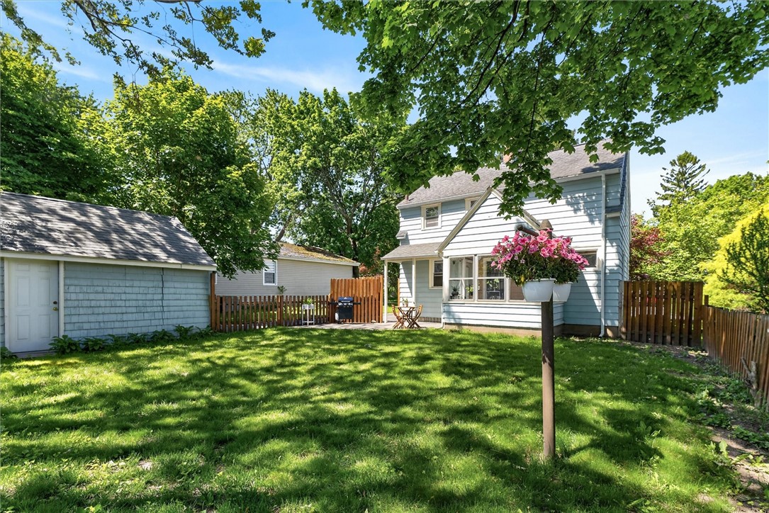 34 Seacliffe Road Irondequoit, NY 14622 - Photo 32 of 41