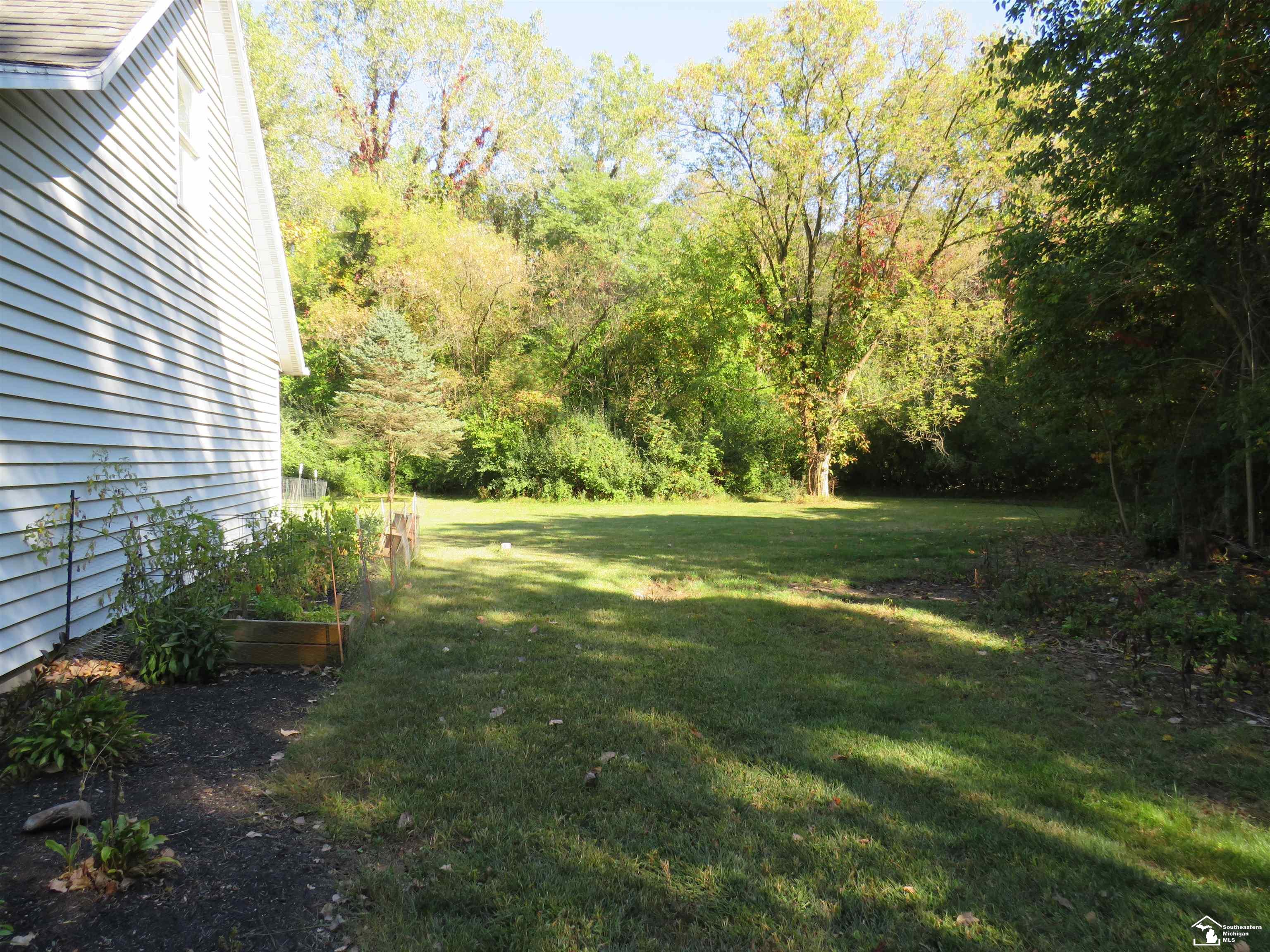5825 Bacon Road Petersburg, MI 49270 - Photo 9 of 45 50155776-fe66f1d4-1e59-4750-afd3-34ed9638dedc.JPG