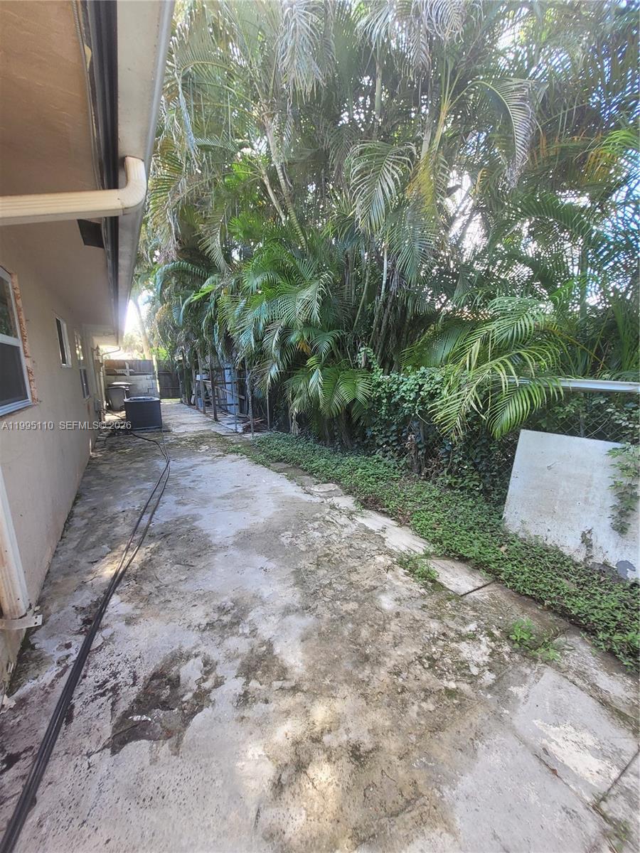 22028 Acapulco Court Boca Raton, FL 33428 - Photo 33 of 34