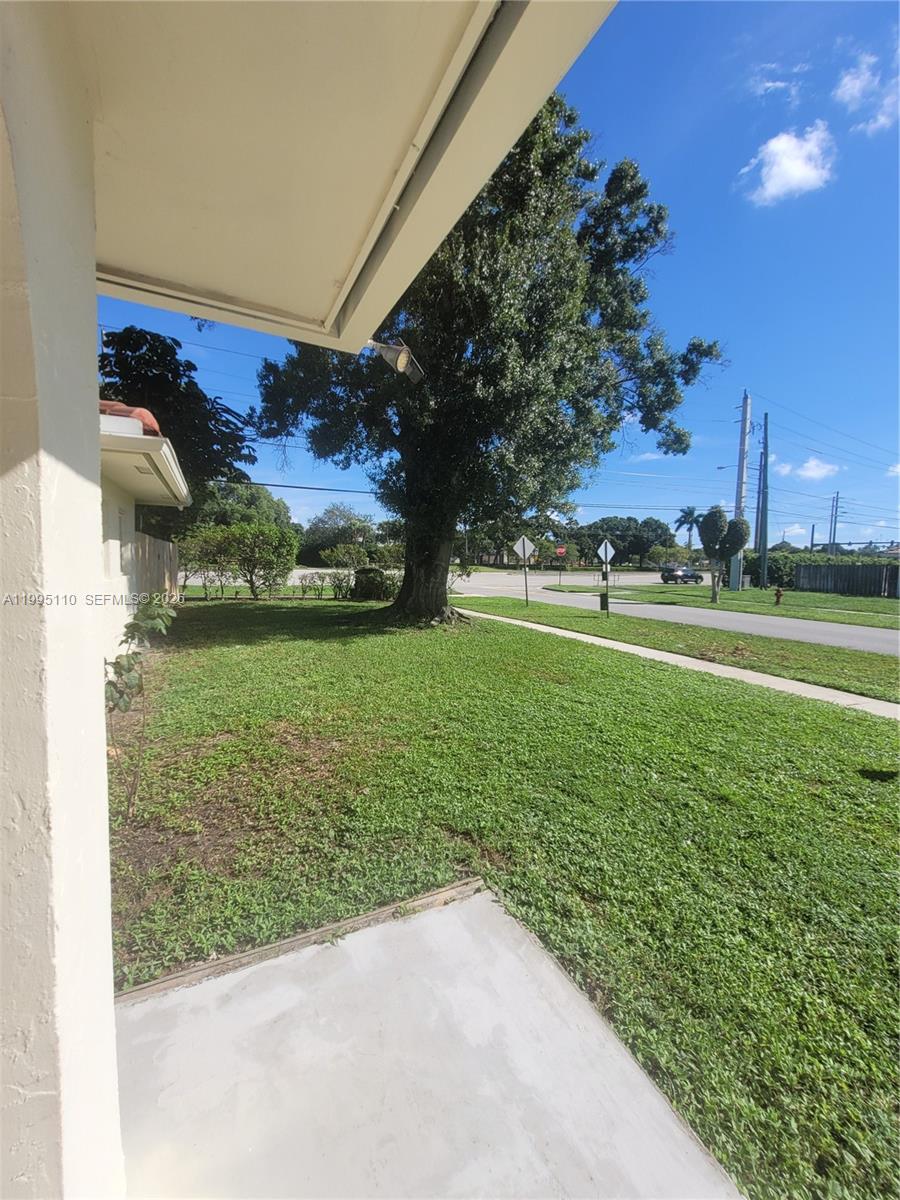 22028 Acapulco Court Boca Raton, FL 33428 - Photo 4 of 34