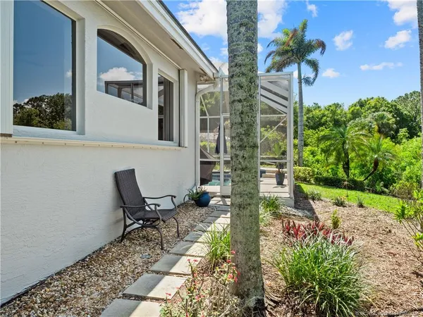 $950,000 | 5513 Southeast Forest Glade Trail, Hobe Sound, FL 33455