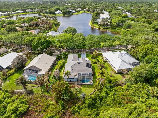 $950,000 | 5513 Southeast Forest Glade Trail, Hobe Sound, FL 33455