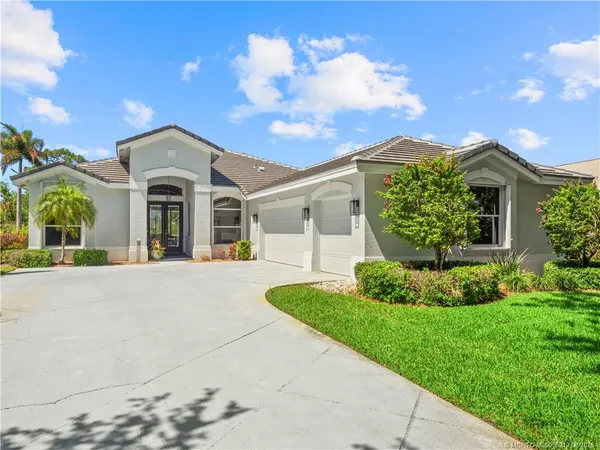 $950,000 | 5513 Southeast Forest Glade Trail, Hobe Sound, FL 33455