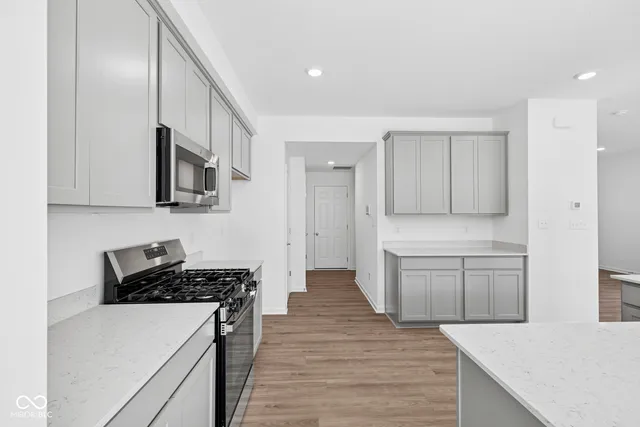 $333,990 | 12617 Morning Rdg Way, Unit 1801, Noblesville, IN 46060