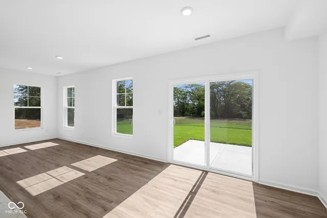 $333,990 | 12617 Morning Rdg Way, Unit 1801, Noblesville, IN 46060