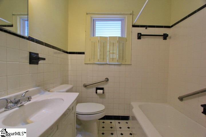 101 Ridgeway Drive Greenville, SC 29607 - Photo 20 of 27