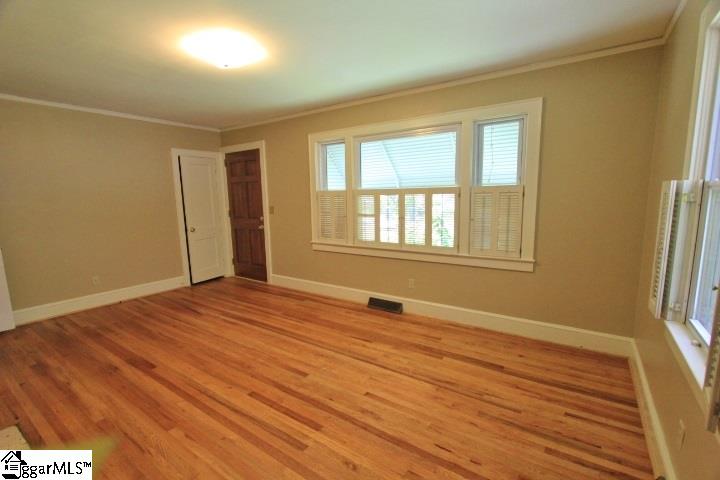 101 Ridgeway Drive Greenville, SC 29607 - Photo 4 of 27