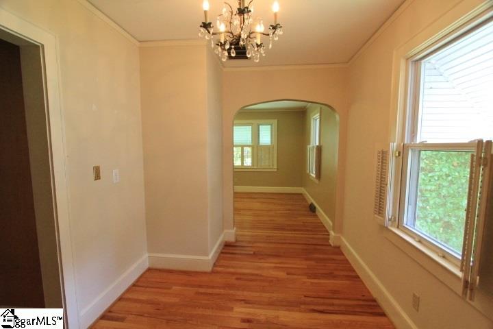 101 Ridgeway Drive Greenville, SC 29607 - Photo 6 of 27