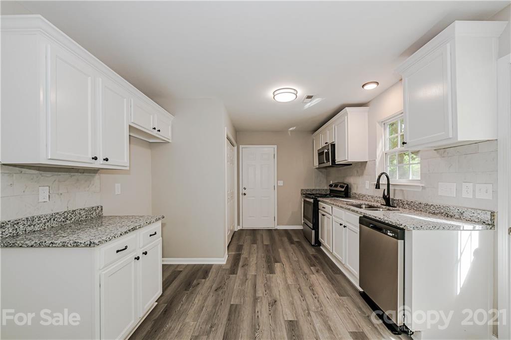 722 West Craighead Road Charlotte, NC 28206 - Photo 7 of 29 Gallery Image 7