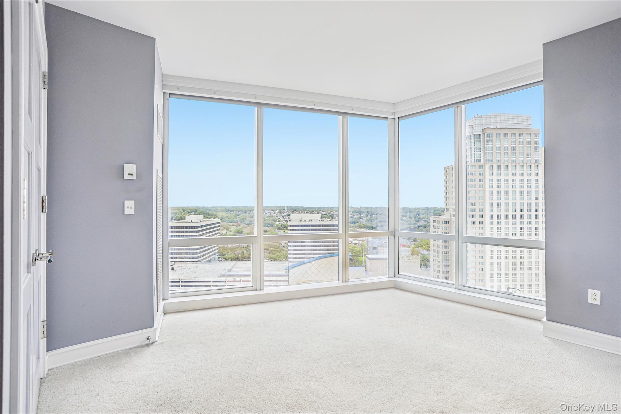 1 Renaissance Square, Unit 25G White Plains, NY 10601 - Photo 15 of 22 Third Bedroom with Bath