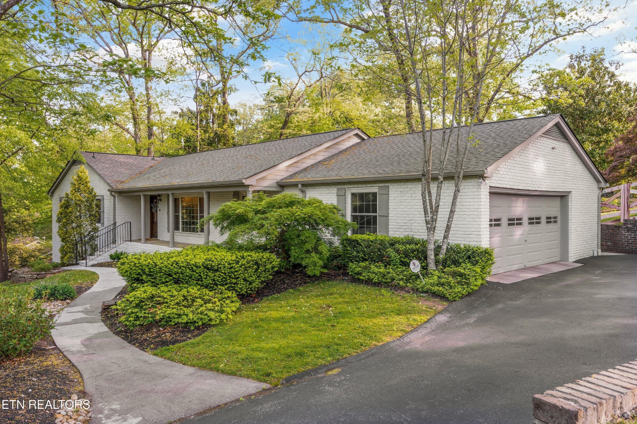 600 Kempton Road Knoxville, TN 37909 - Photo 5 of 49 Gallery Image 5