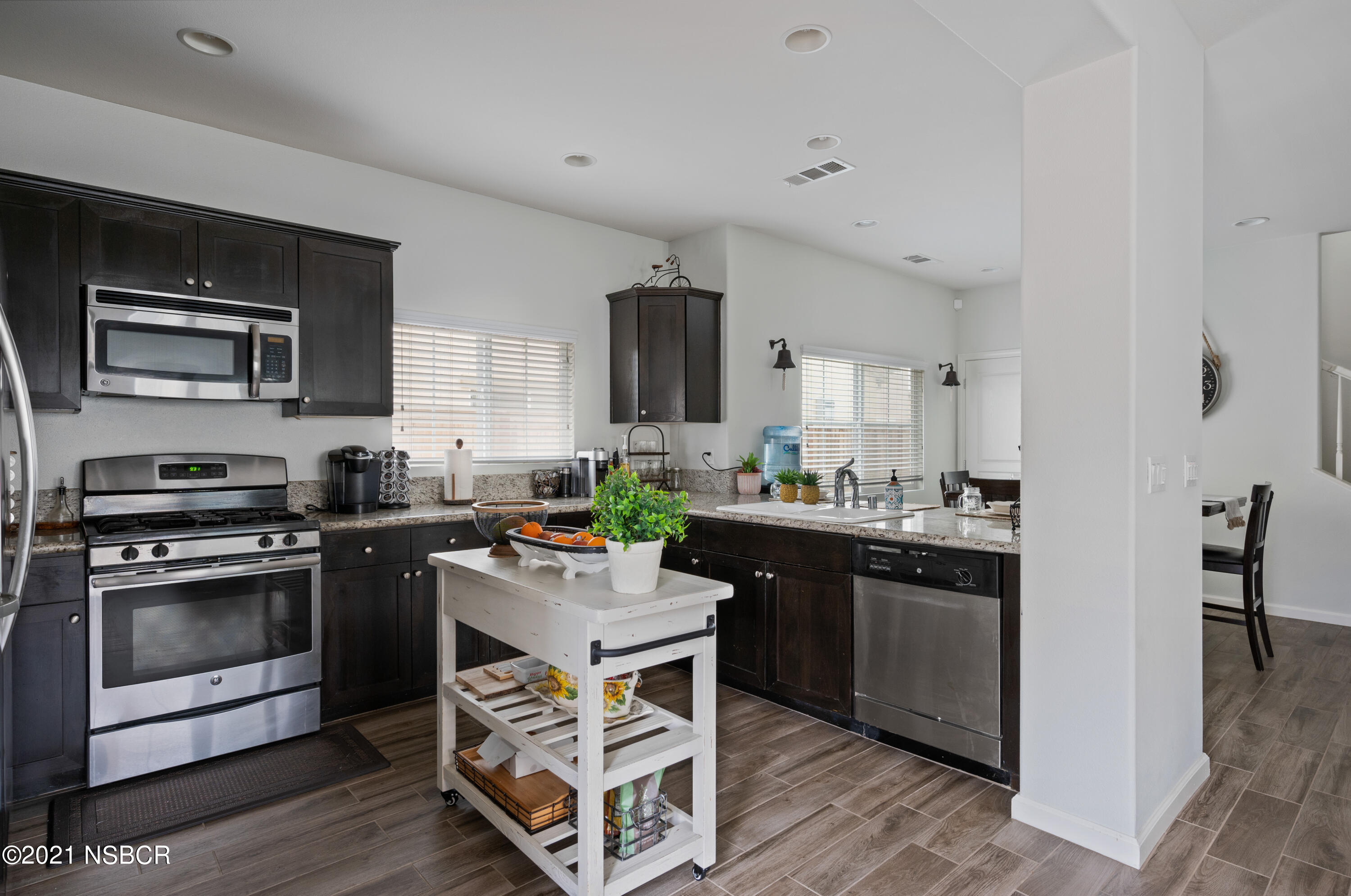 2229 Meridian Way Lompoc, CA 93436 - Photo 4 of 17 2229 Meridian Way-2