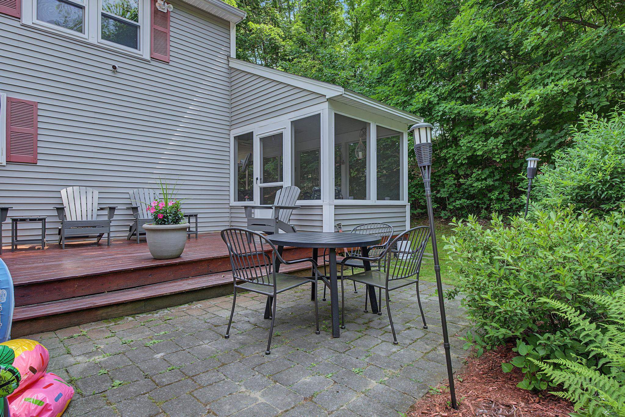 16 Quail Run Hampstead, NH 03841 - Photo 38 of 43 Gallery Image 38