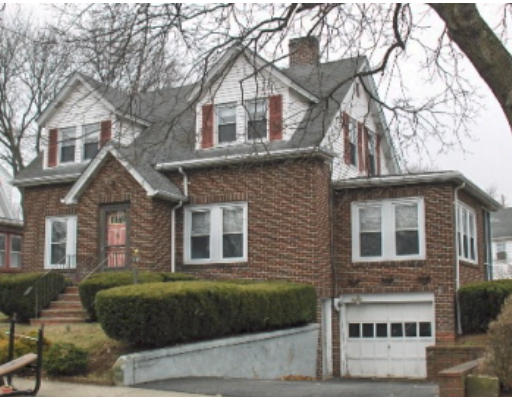 185 Playstead Road Medford, MA 02155 - Photo 2 of 10 Gallery Image 2