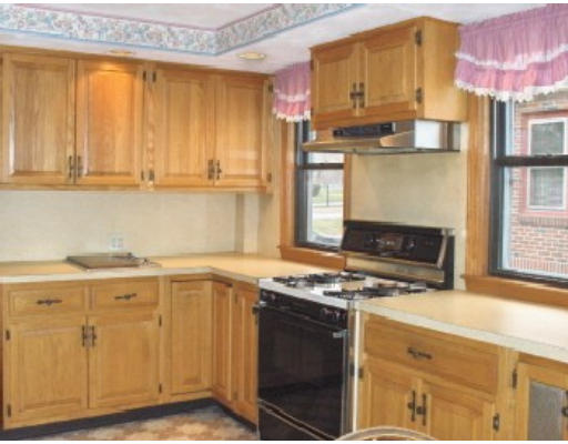 185 Playstead Road Medford, MA 02155 - Photo 4 of 10 Gallery Image 4