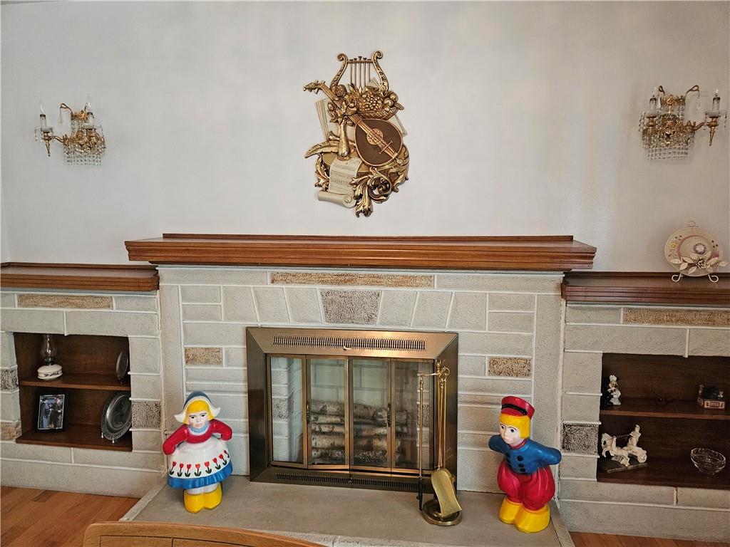 412 Cole Road Sarver, PA 16055 - Photo 14 of 48 a living room with a baby crib