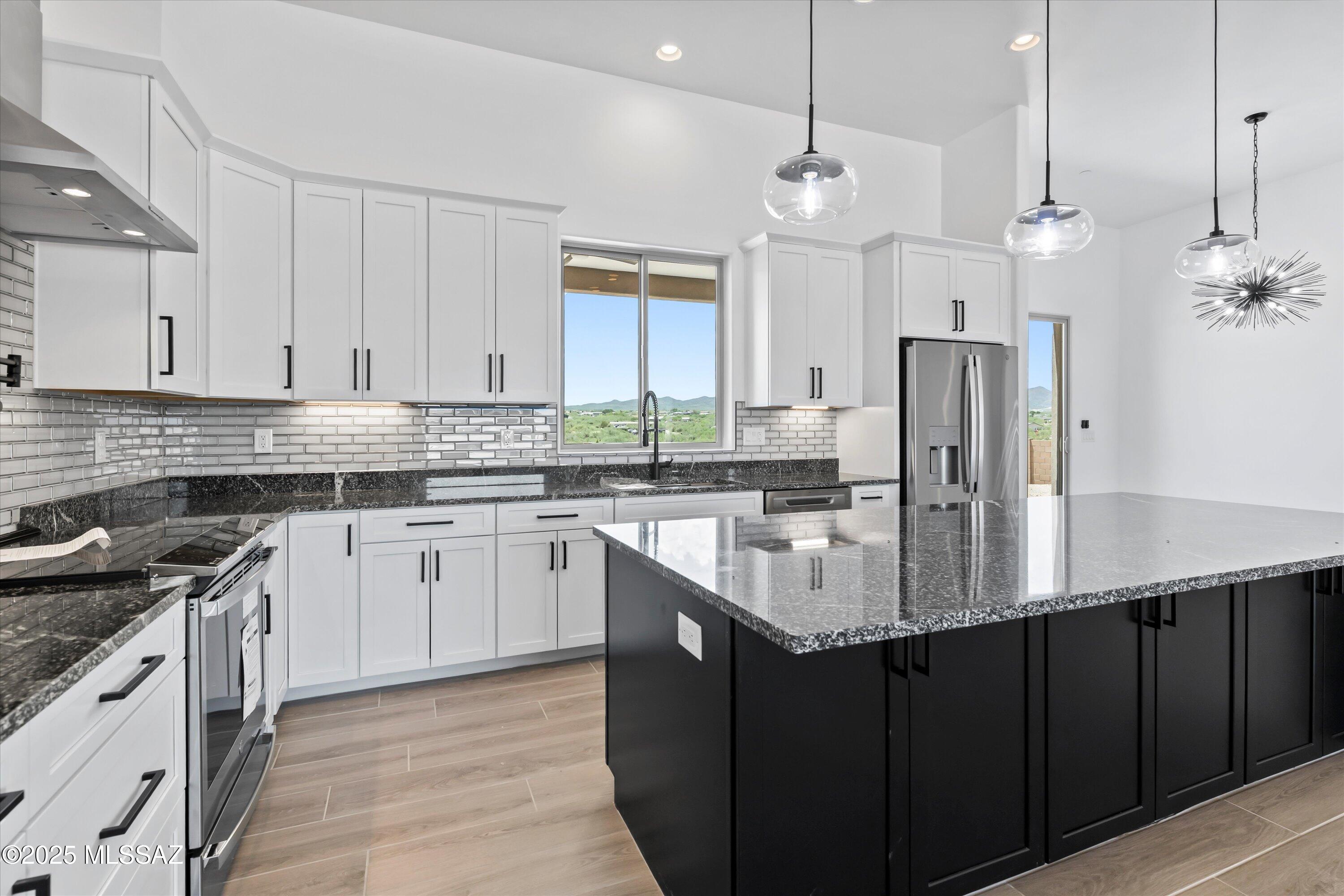 1192 North Range Rider Place Vail, AZ 85641 - Photo 13 of 40
