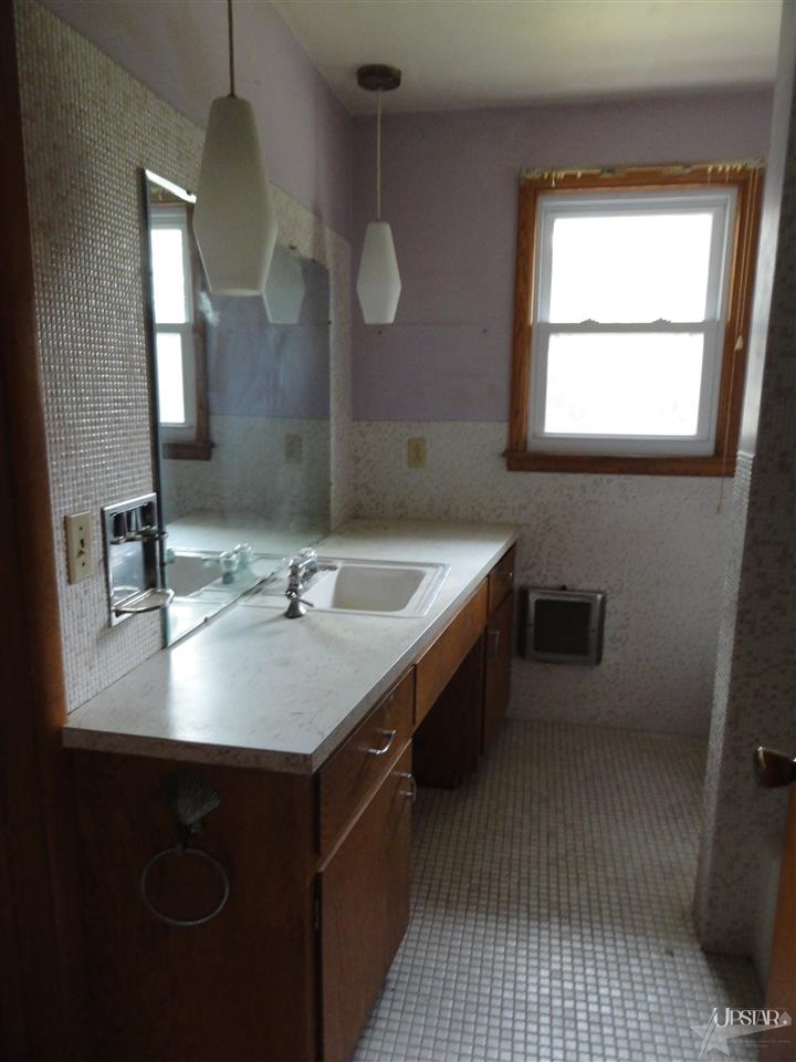8222 Northwest Winchester Road Decatur, IN 46733 - Photo 15 of 20