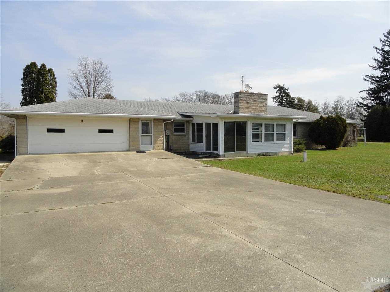 8222 Northwest Winchester Road Decatur, IN 46733 - Photo 3 of 20