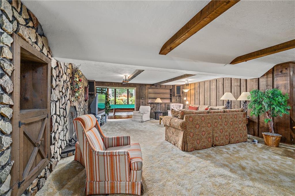 443 Belmont Road Butler, PA 16001 - Photo 19 of 25 Gallery Image 19