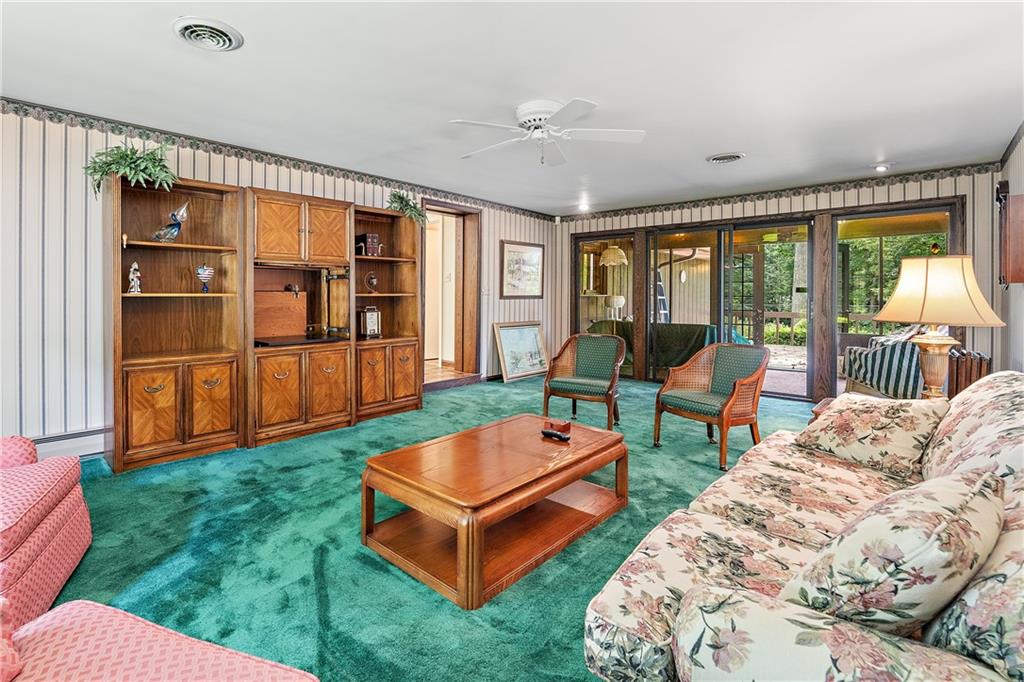 443 Belmont Road Butler, PA 16001 - Photo 10 of 25 Gallery Image 10