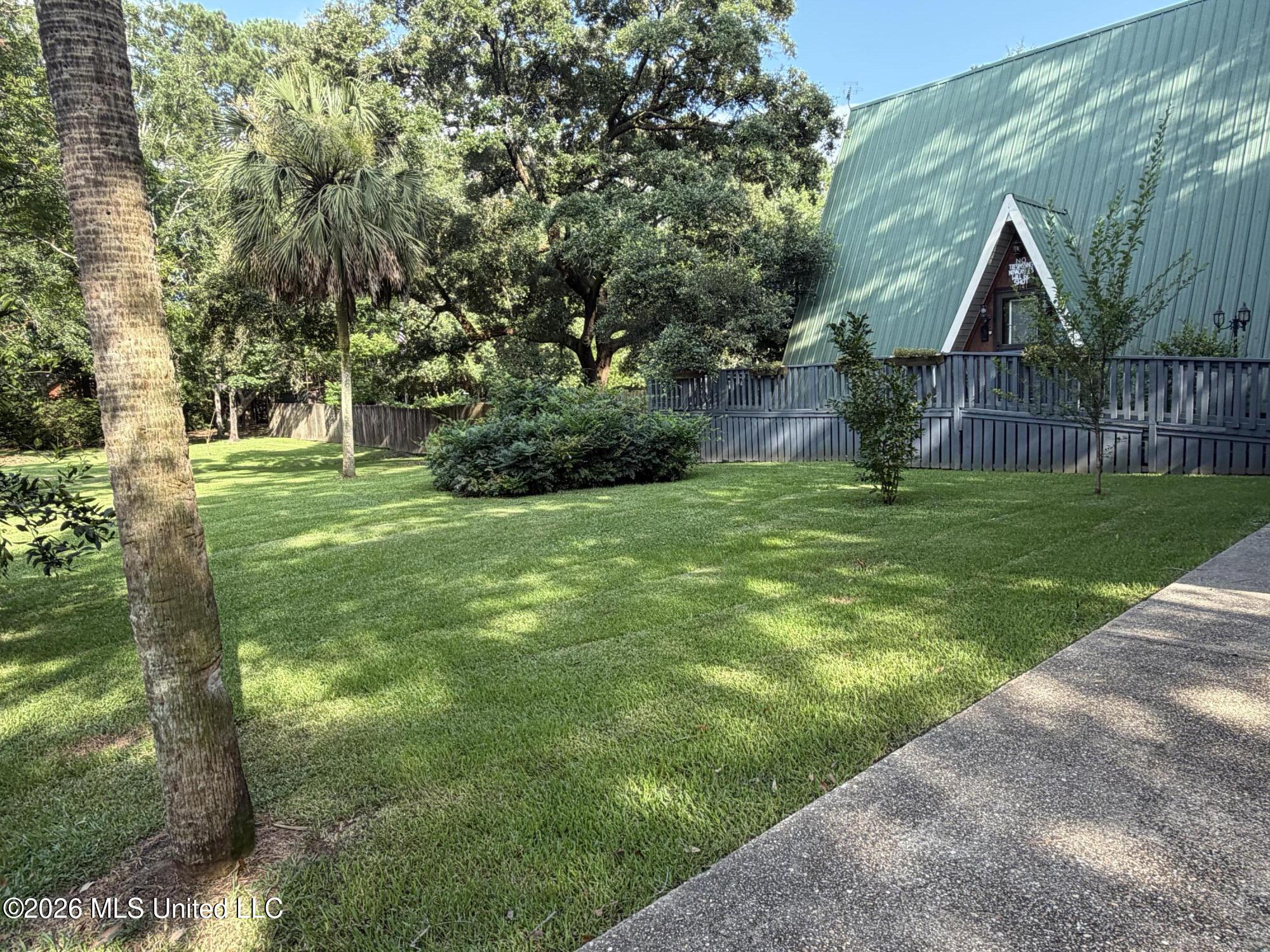 9141 Heather Lane Moss Point, MS 39562 - Photo 9 of 66 IMG_0724