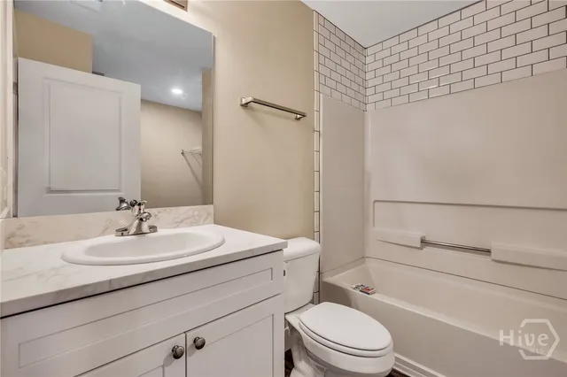 $1,900 | 305 Rushing Street, Richmond Hill, GA 31324