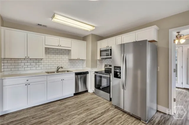 $1,900 | 305 Rushing Street, Richmond Hill, GA 31324