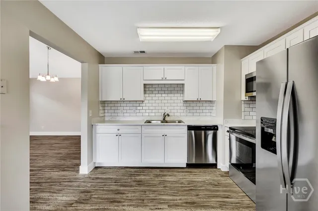 $1,900 | 305 Rushing Street, Richmond Hill, GA 31324