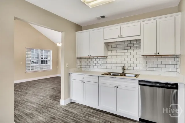 $1,900 | 305 Rushing Street, Richmond Hill, GA 31324