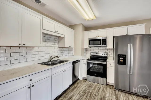 $1,900 | 305 Rushing Street, Richmond Hill, GA 31324