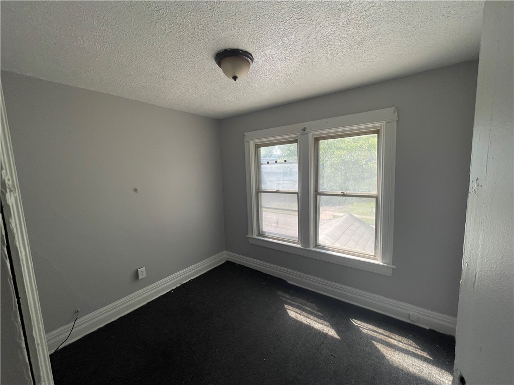 410 Emerson Street Rochester, NY 14613 - Photo 11 of 19 Gallery Image 11