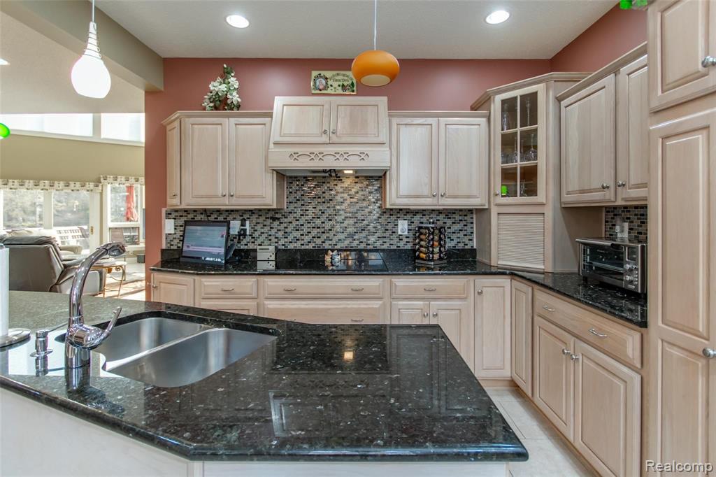 2349 Riverside Pointe Drive St. Joseph, MI 49085 - Photo 17 of 62