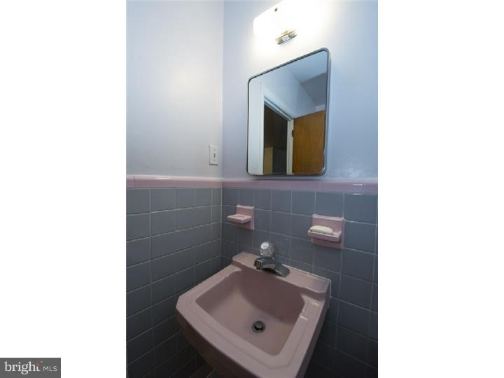 4038 West Ford Road Philadelphia, PA 19131 - Photo 15 of 25 Unit #1