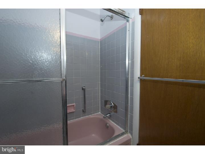 4038 West Ford Road Philadelphia, PA 19131 - Photo 16 of 25 Unit #1