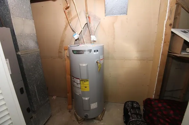 $329,500 | 14660 Cobblestone Drive, Platte City, MO 64079