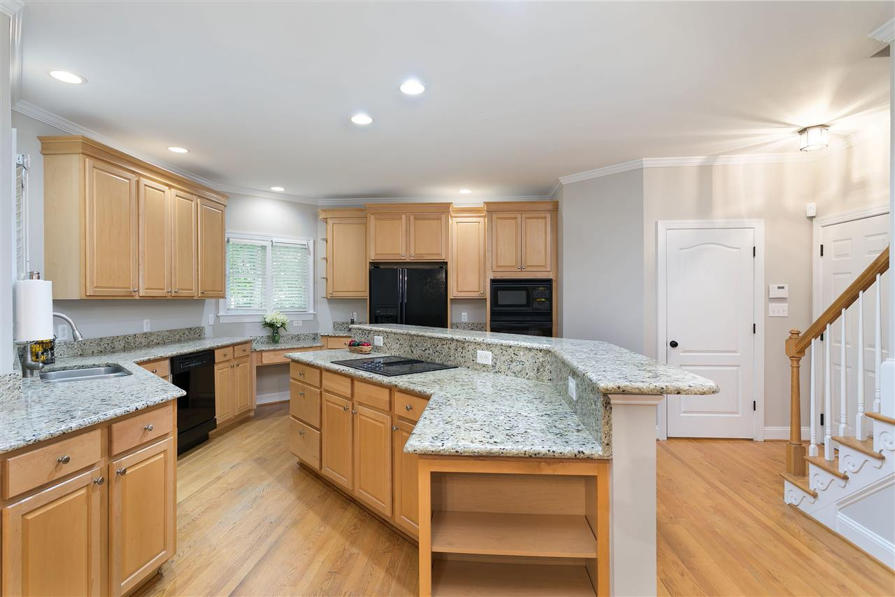 2809 Sunnystone Way Raleigh, NC 27613 - Photo 11 of 25 Kitchen