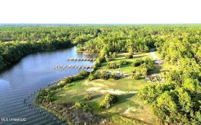 $998,000 | 24616 Yacht Club Drive, Pass Christian, MS 39571