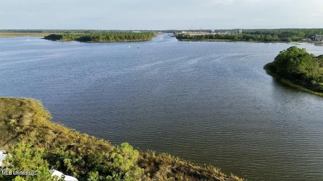 $998,000 | 24616 Yacht Club Drive, Pass Christian, MS 39571